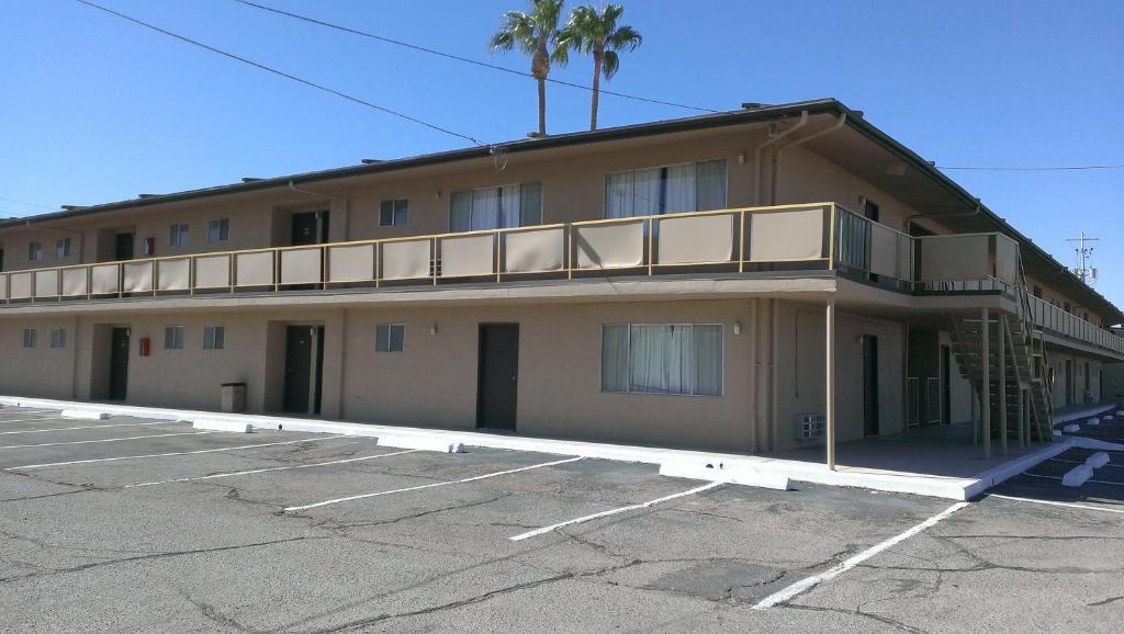 Royal Motor Inn Yuma Exterior photo